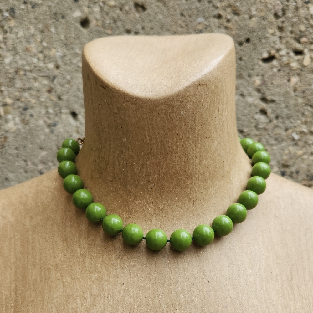 Vintage Green Beaded Necklace
